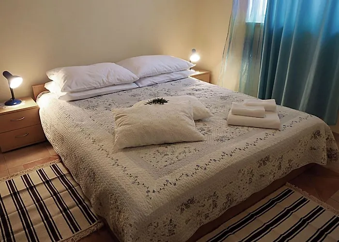 Appartement Vera - Comfort One-bedroom With Terrace And Sea View Irena Okuklje