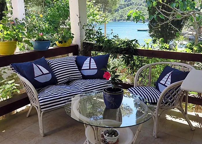 Vera - Comfort One-bedroom With Terrace And Sea View Irena * Okuklje