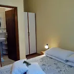 Vera - Comfort One-bedroom With Terrace And Sea View Irena شقة