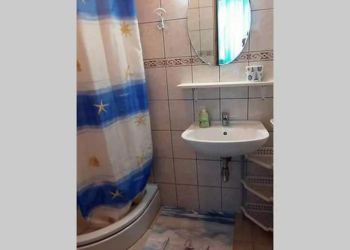 Apartament Vera - Comfort One-bedroom With Terrace And Sea View Irena Okuklje