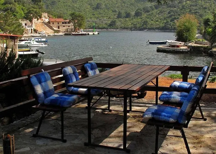 Vera - Comfort One-bedroom With Terrace And Sea View Irena Apartament *